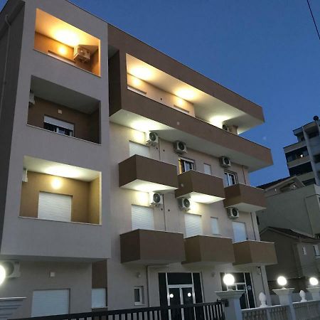 Villa Dedej Durrës Buitenkant foto